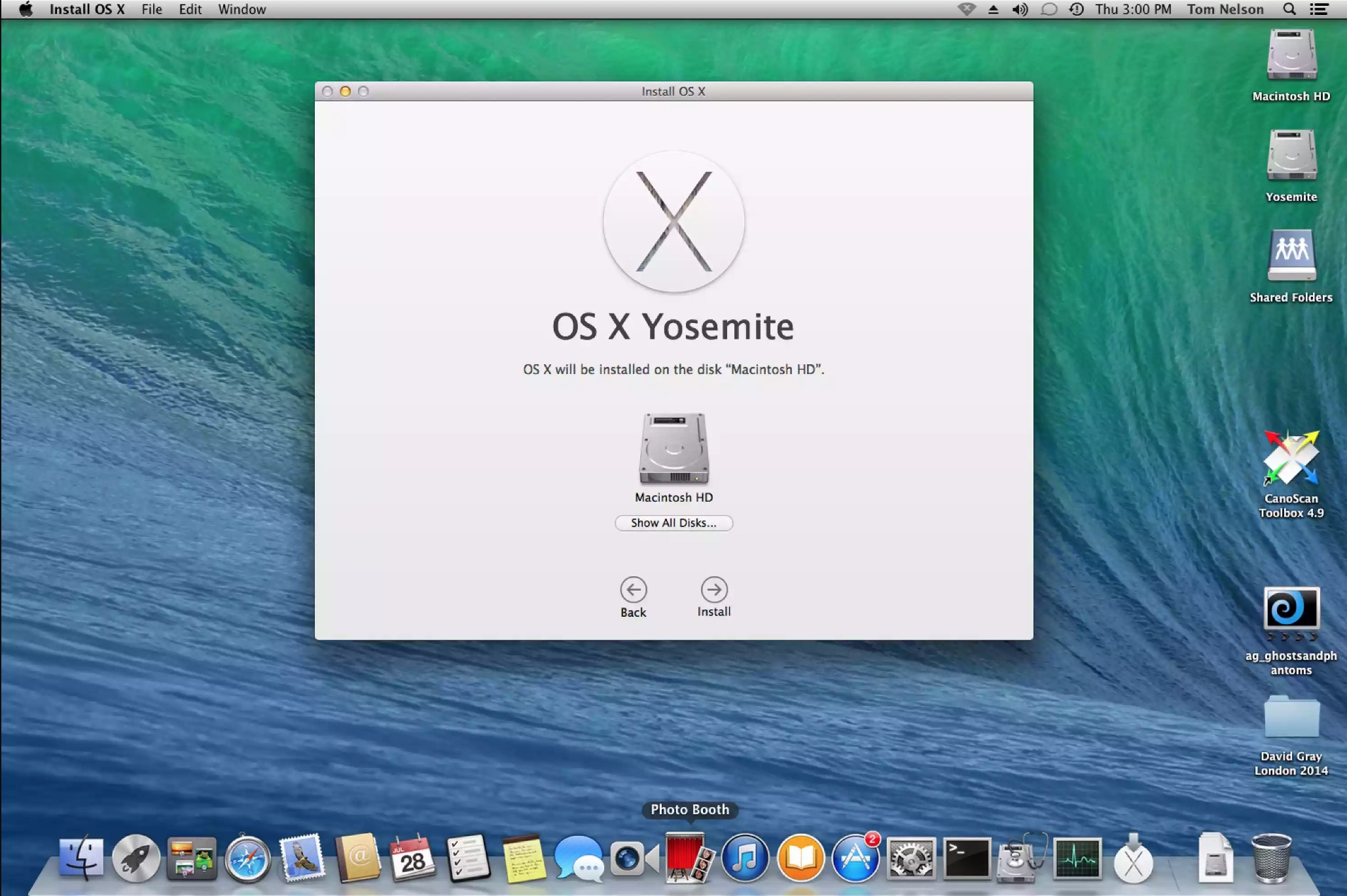 Mac OS X 10.10 Installation Screen (2014)